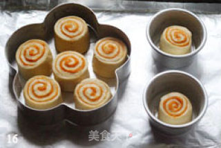 Sweet Potato Flower Shaped Bread recipe