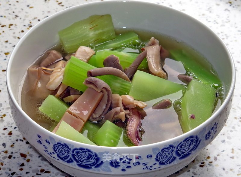 [squid Belly Stewed with Lettuce] recipe
