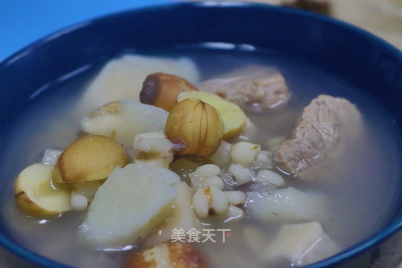 Poria Ding, Lotus Seed and Barley Soup recipe