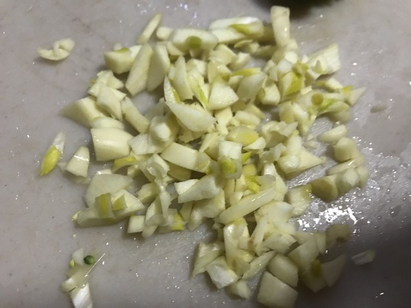 Stir Fried Fungus with Garlic Broccoli recipe