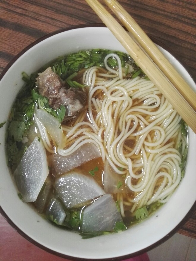 Baby's Favorite Beef Bone Noodle Soup recipe