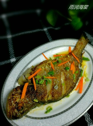 Fried and Steamed Large Yellow Croaker recipe