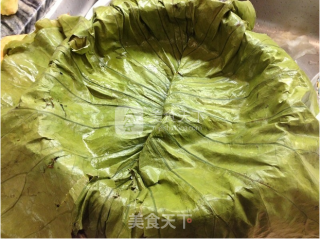 Steamed Chicken with Lotus Leaf recipe