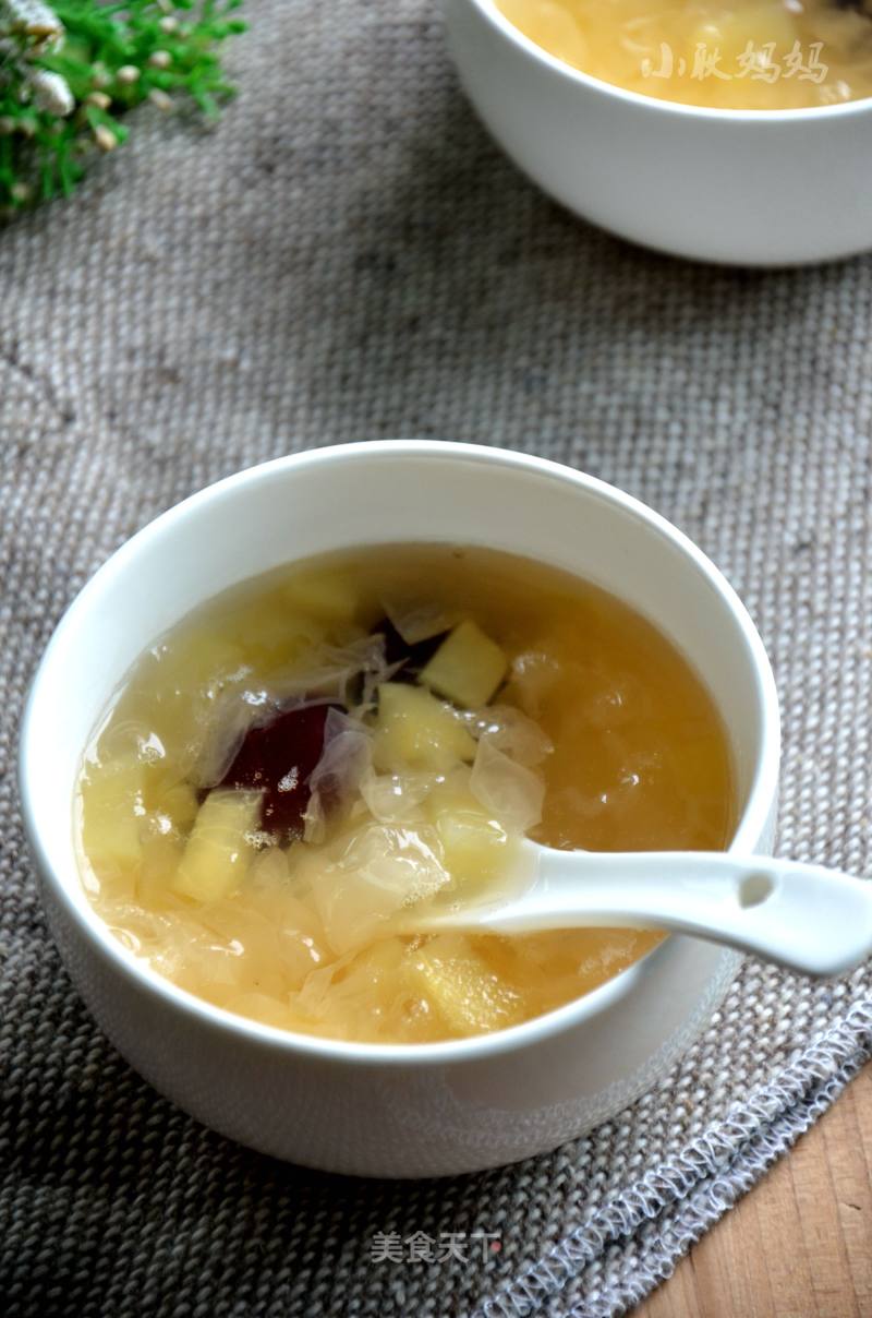 Apple Red Date Tremella Soup recipe