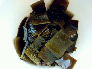 Braised Pork Belly with Cabbage and Seaweed recipe
