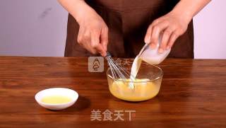 A Delicious Dessert that You Can Make with A Pan—mango Pancake recipe