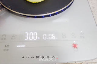 Yeast Version of Banana Muffins recipe