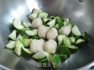 Braised Loofah Cuttlefish Balls recipe