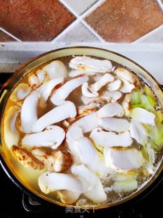 Matsutake Chicken Soup recipe