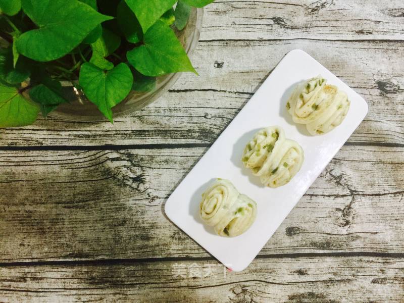 【northeast】scallion and Cumin Flower Roll recipe