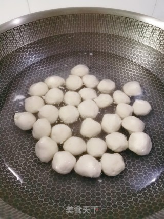 Enoki Mushroom Boiled Fish Balls recipe