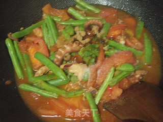 Octopus and String Beans in Tomato Sauce recipe