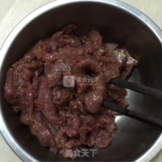 Stir-fried Beef with Green Onions recipe