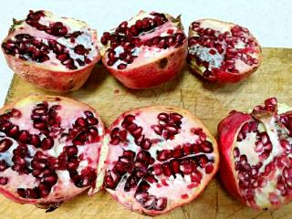 Freshly Squeezed Pomegranate Juice recipe