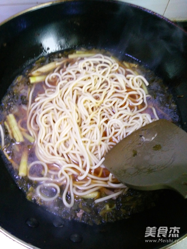 Pork Noodles with Pickled Vegetables recipe