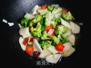 Stir-fried Rice White with Broccoli recipe