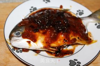 Steamed Pomfret in Soy Sauce-taste (super Appetizer) recipe