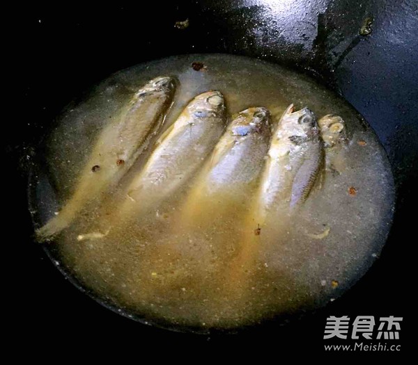 Home Braised Yellow Croaker recipe