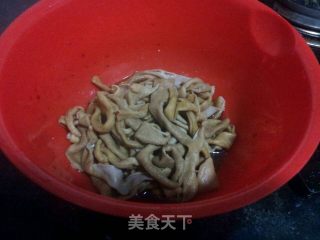 Pickled Pepper Duck Intestines recipe