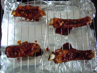 Grilled Pork Ribs with Foil Sauce recipe