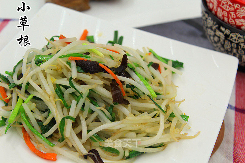 Stir-fried Mung Bean Sprouts with Leek recipe