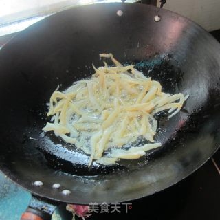 Fried Sea Dried Fish with Salted Radish recipe