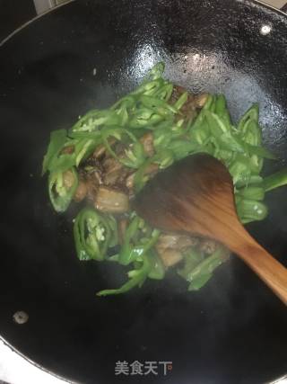 Stir-fried Pork Belly with Hot Pepper recipe