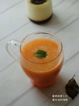 Honey Pomelo Carrot Juice recipe