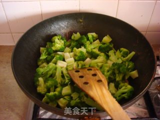 Creamy French Broccoli Pie recipe