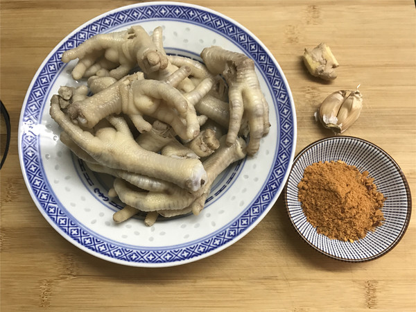 Spicy Chicken Feet recipe