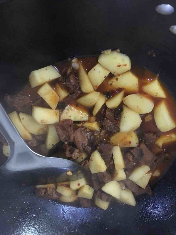 Roast Potatoes and Beef recipe