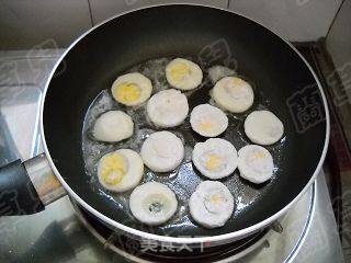 Braised Money Egg with Laba Beans recipe