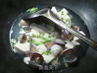 Tofu Soup with Clams recipe