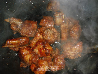 Braised Pork Ribs with Carrots recipe