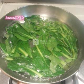 Stir-fried Kale with Ginger Sauce recipe