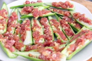 Okra Stuffed with Meat recipe