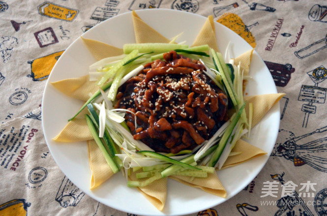 Little Chef-authentic Beijing Style Pork Shredded with Beijing Sauce recipe