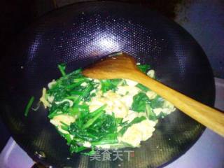 Scrambled Eggs with Spinach recipe