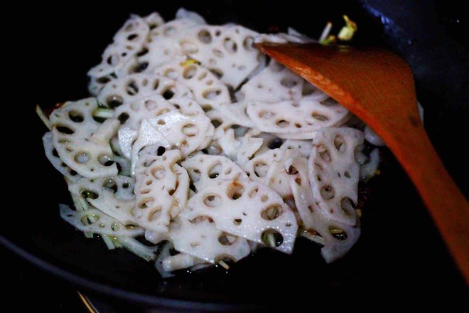 Lotus Root Slices Popped Peach Blossom Octopus recipe