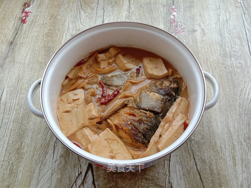 Stewed Fish Head with Mushroom and Tofu recipe