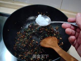 Dachaoshao’s Signature Dish "shuangdong Xuecai Kourou" recipe