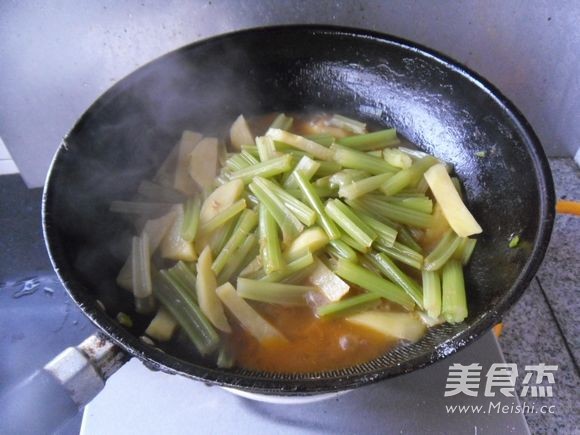 Sour Soup Celery recipe