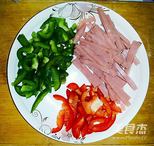 Stir-fried Lettuce with Double Pepper Ham recipe