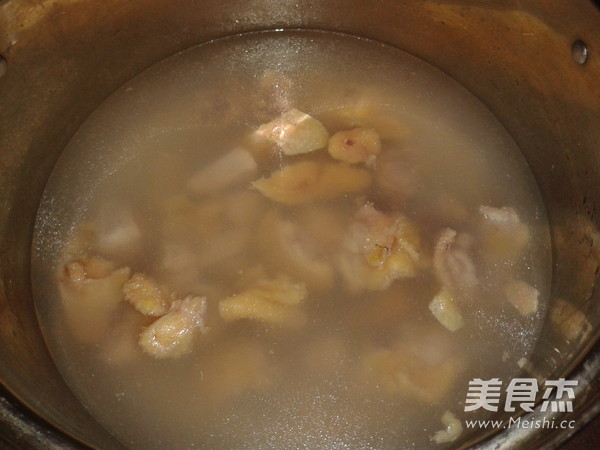 Sour Radish Chicken Soup recipe