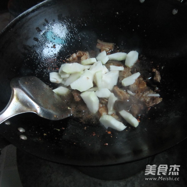 Stir-fried Donkey Meat with Fresh Mustard recipe