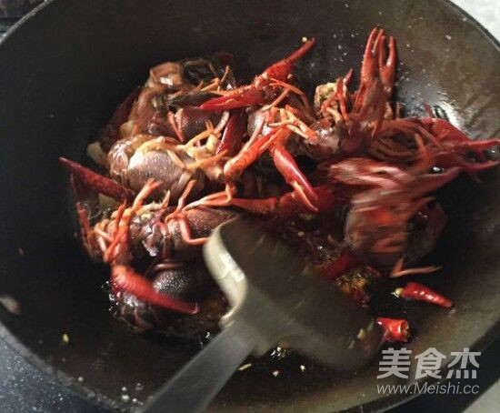 Authentic Qianjiang Oil Braised Prawns recipe