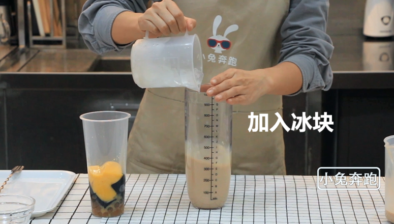 The Practice of The Three Brothers of Coco Milk Tea-rabbit Running Milk recipe