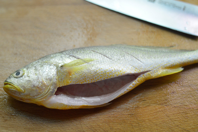 Steamed Yellow Croaker recipe