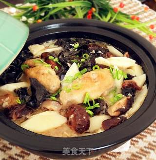 Fungus and Yam Chicken Wing Soup recipe