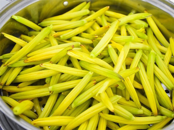 Homemade Golden Needle Dried Vegetables recipe